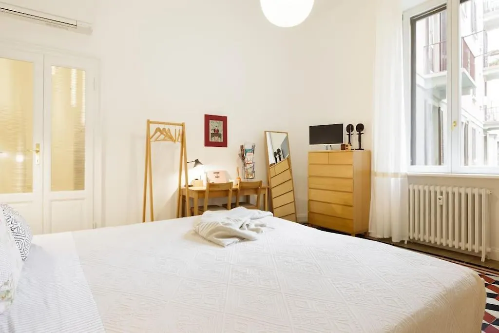New Design Apartment Milano Italia